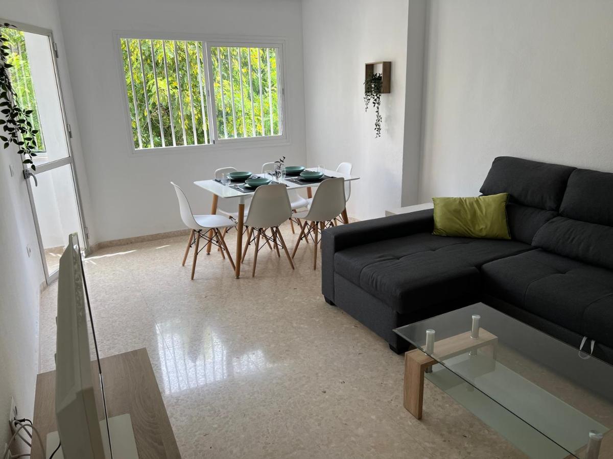 3-bedroom + Crib - Perfect For The Family Appartamento