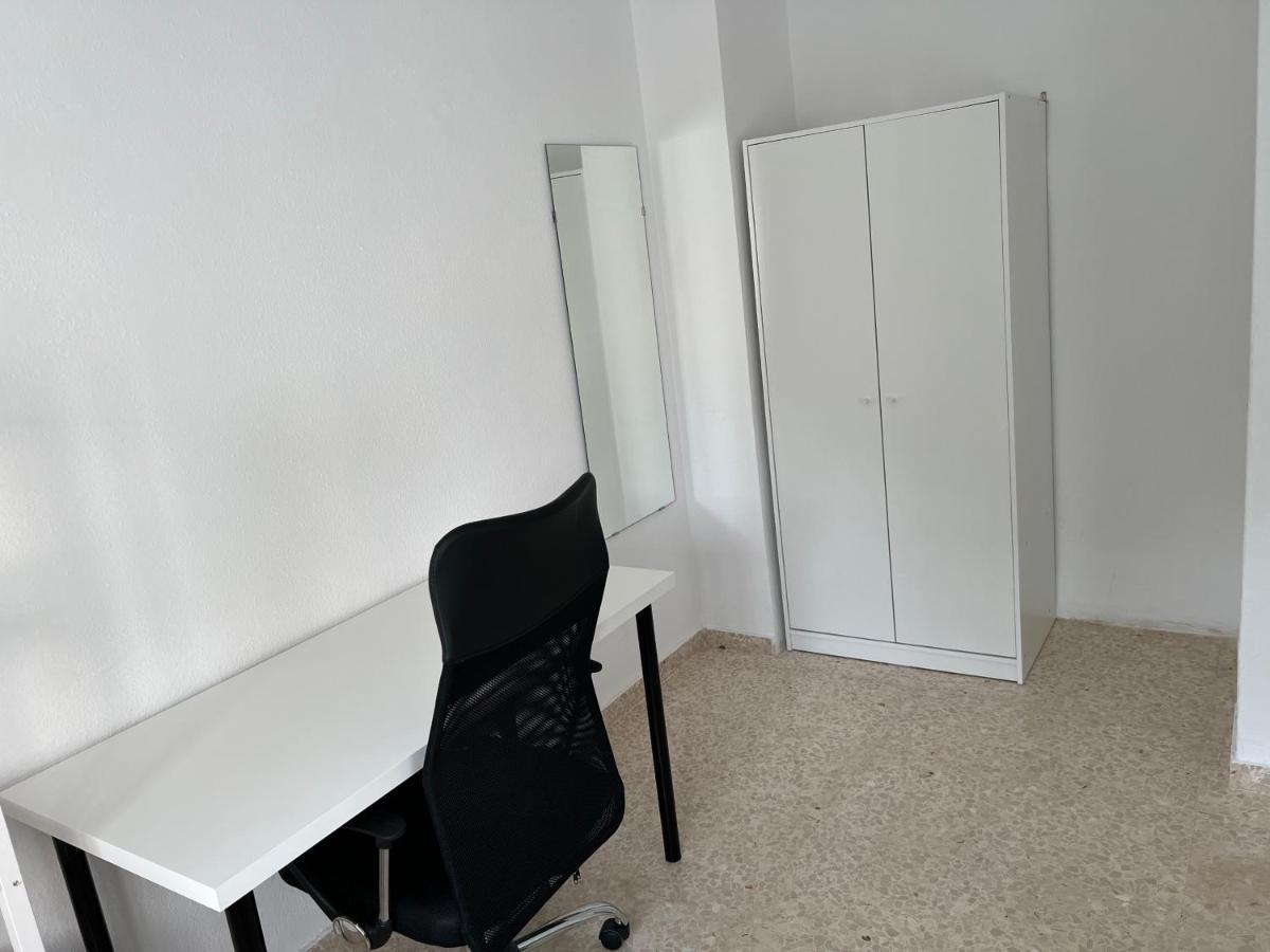 3-bedroom + Crib - Perfect For The Family Apartament Estepona